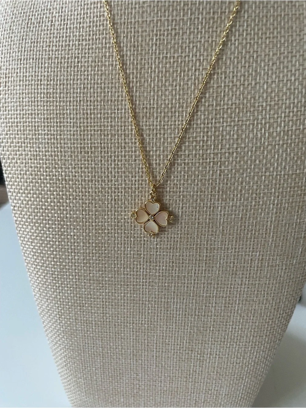 Gold Chain Necklace with Ivory 4 spade Pendant